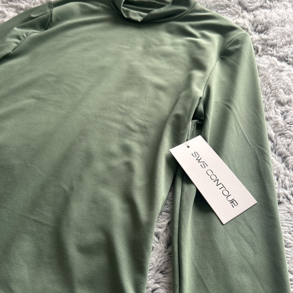 SWISS CONTOUR Green Bodysuit (SIZE MEDIUM) - Picture 2 of 3